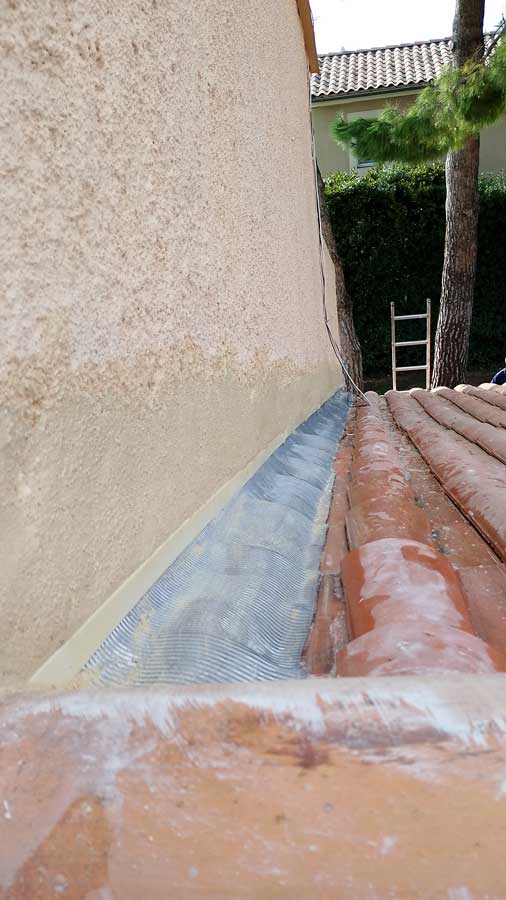 Medou Couvreur Infiltration Occitanie Héraul